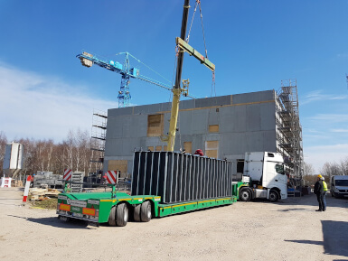 20211209 Stadtwerke Greifswald anlieferung Harnstoff Tank 385x289p