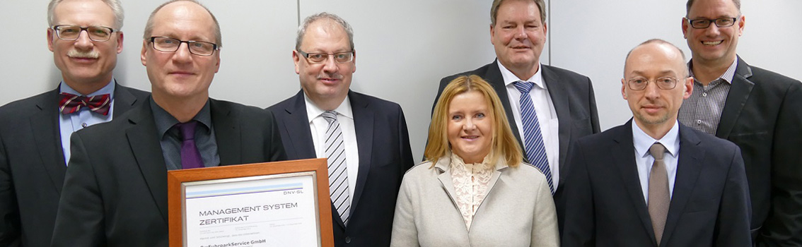 Zertifikatsübergabe bei BwFuhrparkService