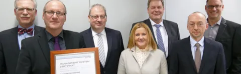 Zertifikatsübergabe bei BwFuhrparkService